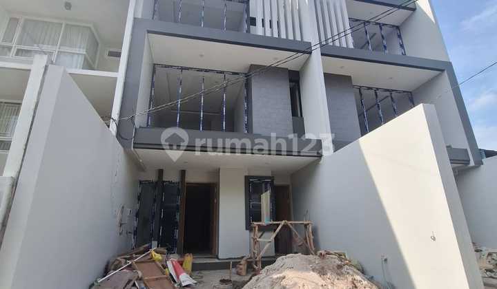 RUDY CEN Dijual rumah Sunrise Garden 6x20 brand new ada 2 unit