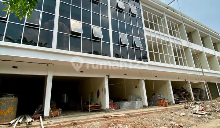 RUDY CEN Rented a shop house in Green Ville 4x25