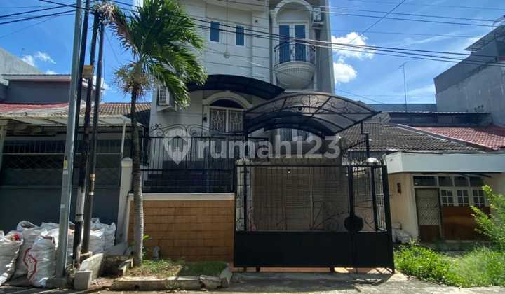 RUDY CEN Dijual rumah di Green Garden 6x15 Lokasi strategis 2