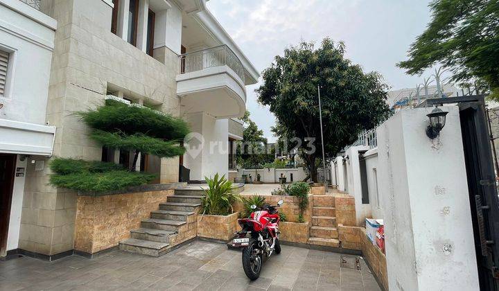 Rudy Cen  Rumah Mewah Di Sunrise Garden 487M2 Strategis