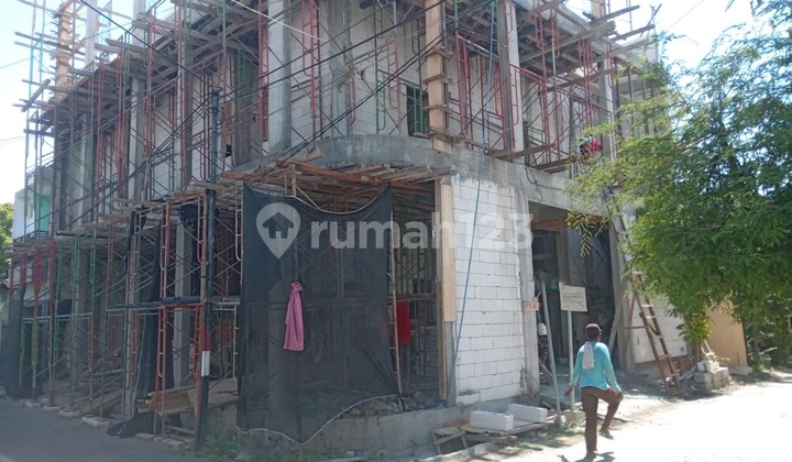 Dijual Rumah Kos Hook Exclusive 3 Lantai Full Furnished Perkamar !!investasi Yang Stabil Cashflow Mengalir !!lokasi Gunungsari Indah ( Gsi ) Surabaya