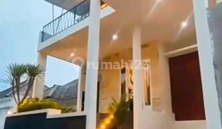 Villa Cantik Private Pool Full Furnishedlokasi Mojorejo Batu(Dekat Alun-Alun Kota Batujatim Park 2 &3,Bns Dll)