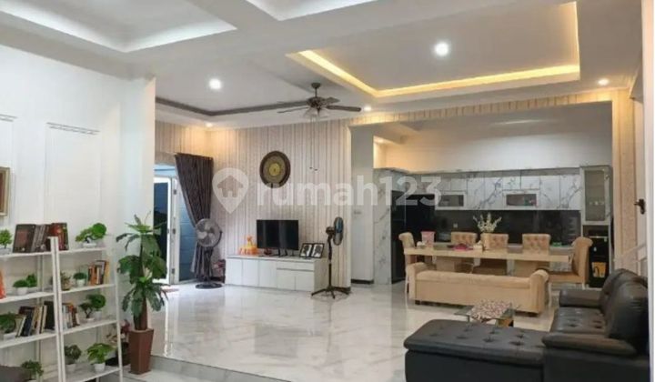 Rumah *hook* Siap Huni *semi Furnished*lokasi Perum. Deltasari Baru *cluster* Waru Sidoarjo 