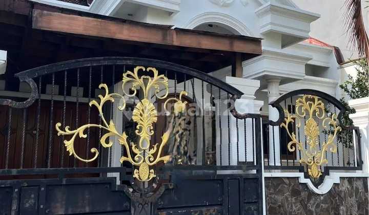 Ready-to-Occupy House in Sidosermo, Near Surabaya 2