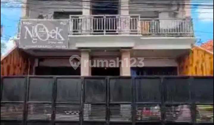 Rumah Kost 2 Lt Full Penghuni +warkop+laundrylokasi Bungurasih Waru Sidoarjo Penghasilan.perbln-+ 30 Jtan