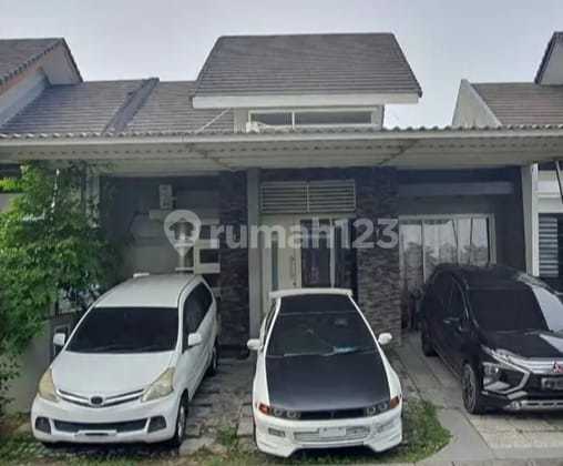Rumah Cantik Private Pool Siap Huni Lokasi Citraland Surabaya