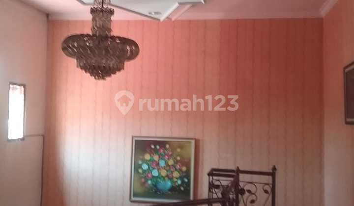 Dijual Rumah Style Classic (butuh Renovasi)**lokasi Karah Jambangan Surabaya* 2