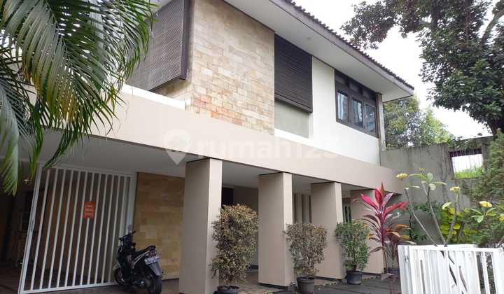 A Unique Move-In Ready Home with a Serene and Scenic Location in Patra Kuningan 1