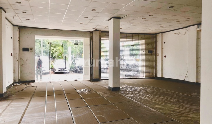 2 Door 3 Storey Attached Shop House, 2