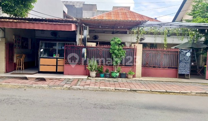 A Charming Restaurant with Aesthetic Wood Ornaments for Sale Soon in Tomang, West Jakarta. 2