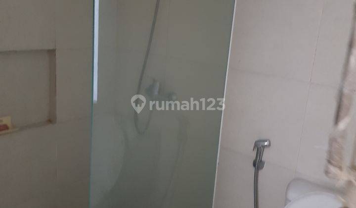 A semi furnished house at Greenhill, North Citraland Sby