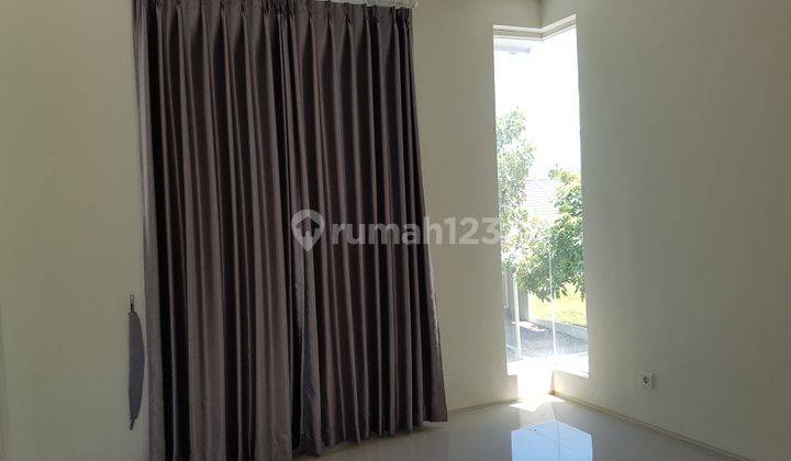Rumah 2lt di Northwest Park, Citraland Utara, Surabaya
