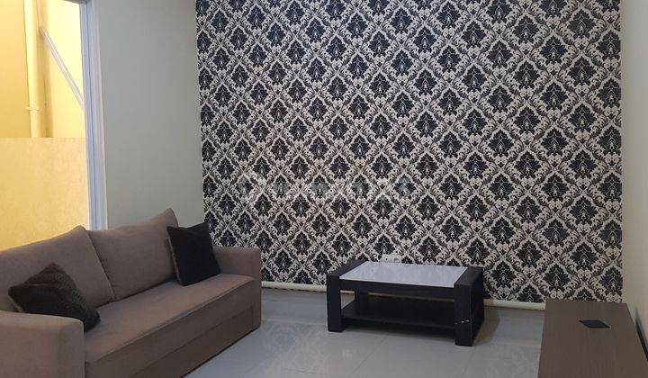 Rumah 2 lt siap huni, semi furnished bagus