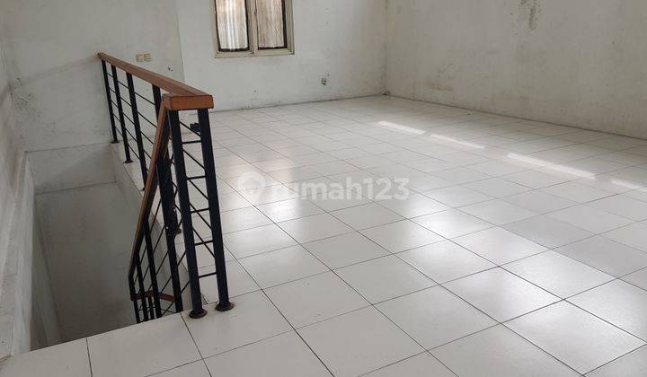 Ruko Grandia Pojok, Citraland Utara, Sby, cocok u variasi mobil dll