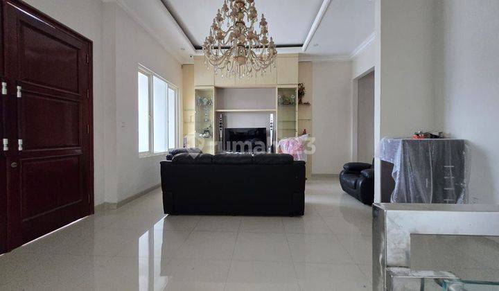 Palma Classica, Rumah Megah 2 Lt Semi Furnished 2