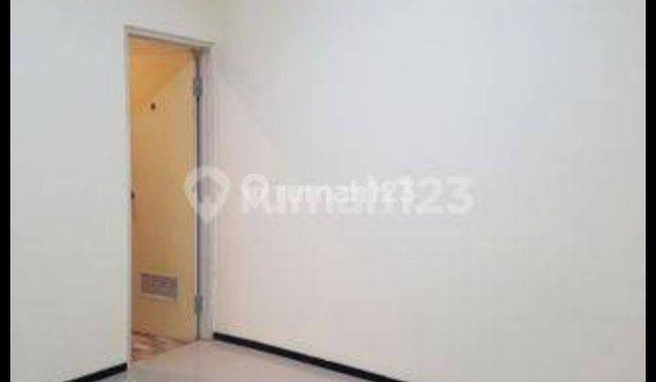 kamar tidur bukit palma citraland utara sby