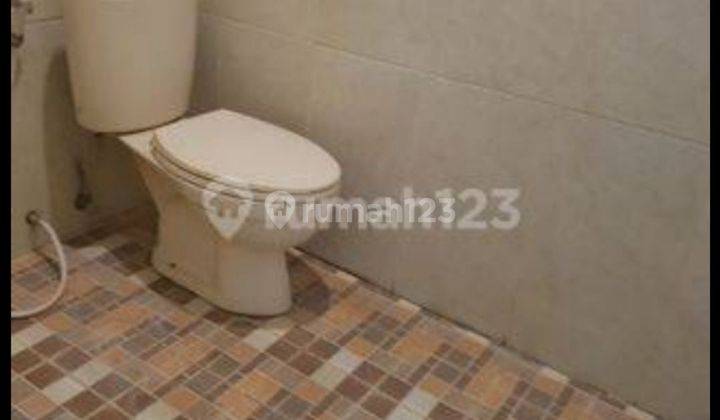 kamar mandi bukit palma citraland utara sby
