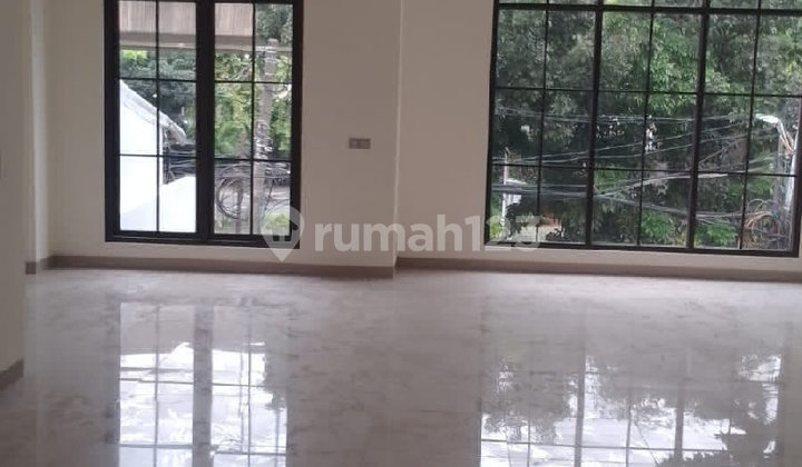 For Rent: 3.5-Story Shop House in Kuningan CBD, South Jakarta