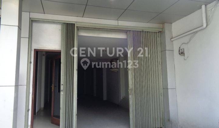 Gedung Mini 2 Lantai Di Utan Kayu Jakarta Timur 2