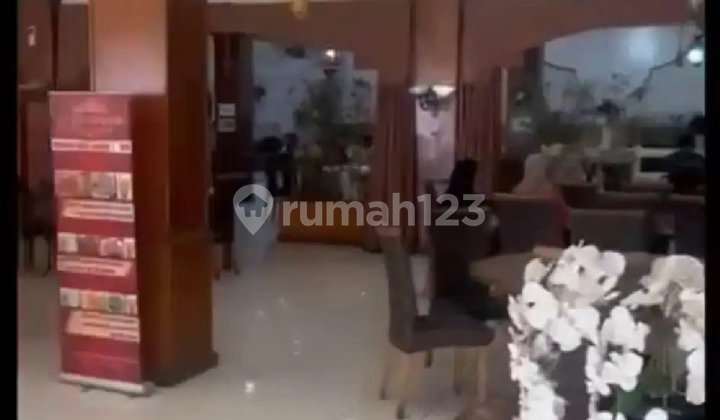 Ruang Usaha Resto Harga Dibawah NJOP Jakarta Selatan