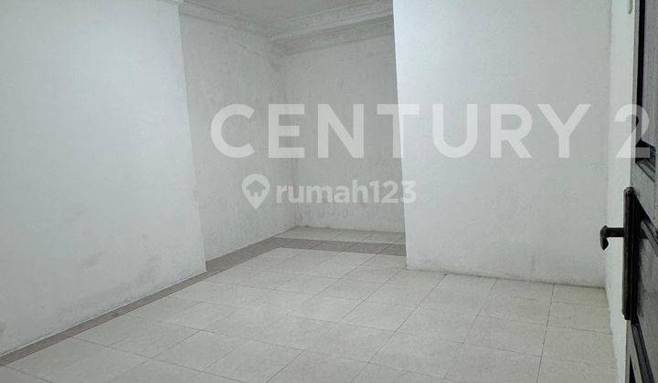 RUMAH NYAMAN SIAP HUNI LOKASI STRATEGIS KEMAYORAN BISA KPR 2