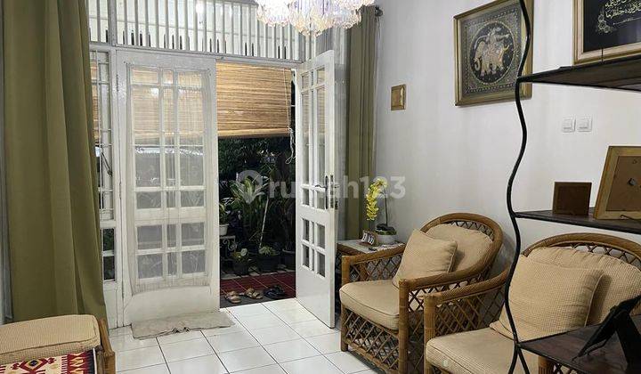 Rumah Siap Huni Lokasi Strategis Harga Bagus di Sektor 3 Bintaro Jaya 2