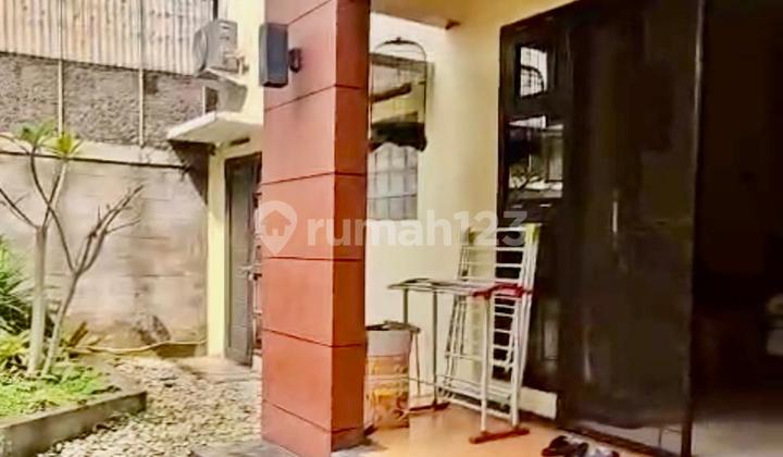 Rumah Minimalis Bagus Asri Lokasi Strategis Di Bandung 2