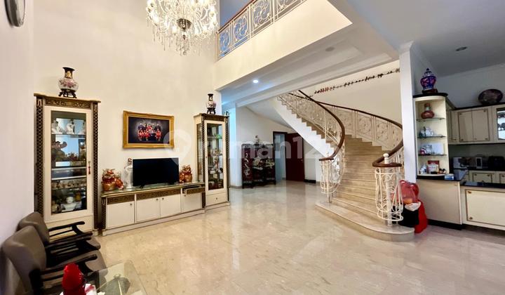 Rumah Mewah Di Kawasan Elite Lokasi Strategis Di Jakarta Selatan