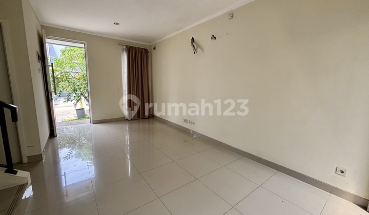 Rumah Minimalis Cantik Dalam Cluster di Bintaro Sektor 9. 2