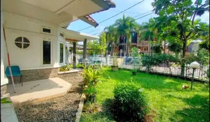 RUmah mewah di Batununggal luas 374, harga pasar 1