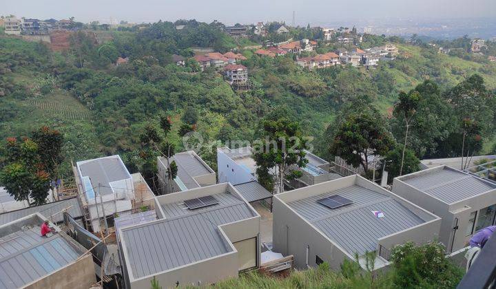 Rumah di Dago village
Dengan view alam terbaik 1