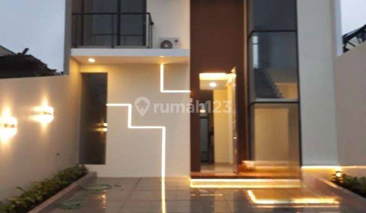 Rumah Baru 2 Lantai di Pusat Kota Bandung, Dekat Batununggal 1