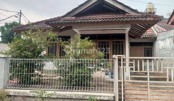 Rumah di Antapani Luas 200 An, Jarang Ada Posisi Hoek 1