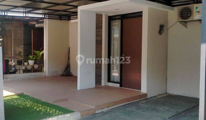 Rumah Siap Huni di Komplek Jingga Residence Ciwastra 825Jutaan 1