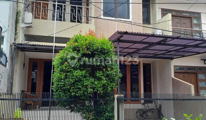 Dijual Rumah di Lebak Bulus. Unfurnished. Dekat MRT Lb Bulus Dijual Rumah di Lebak Bulus. Unfurnished. Dekat MRT Lb Bulus