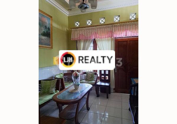 Rumah di Pusponjolo Selatan Semarang 1