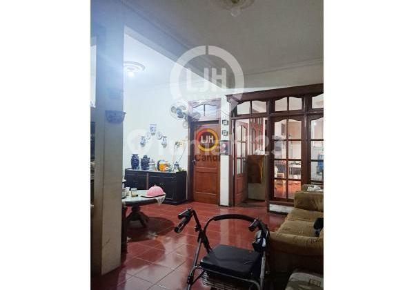 Rumah di Erlangga Tengah Semarang 2