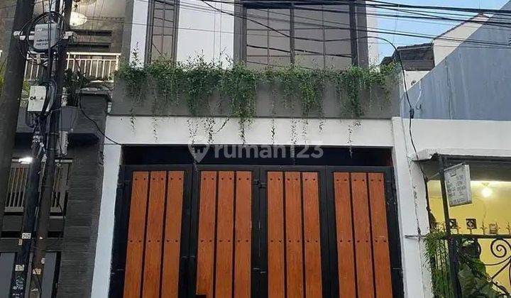 Dijual Rumah di Kebon Jeruk Jakarta Barat  1