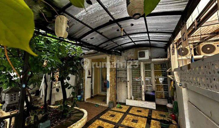 Dijual Rumah di Serpong Park Jelupang Tangerang Selatan  1