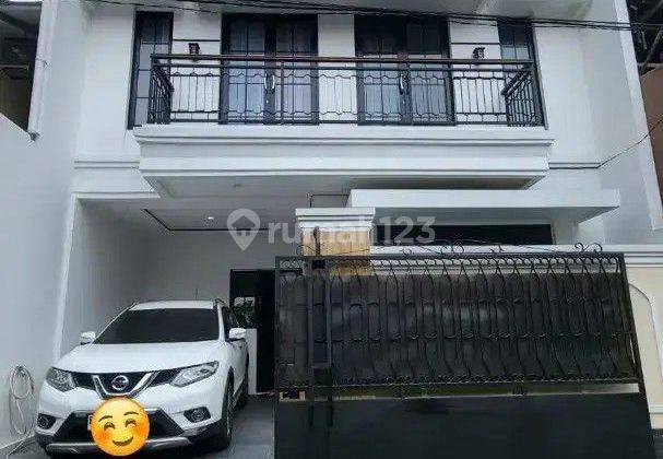 Dijual Rumah di American Clasic Pamulang Tangerang Selatan  1