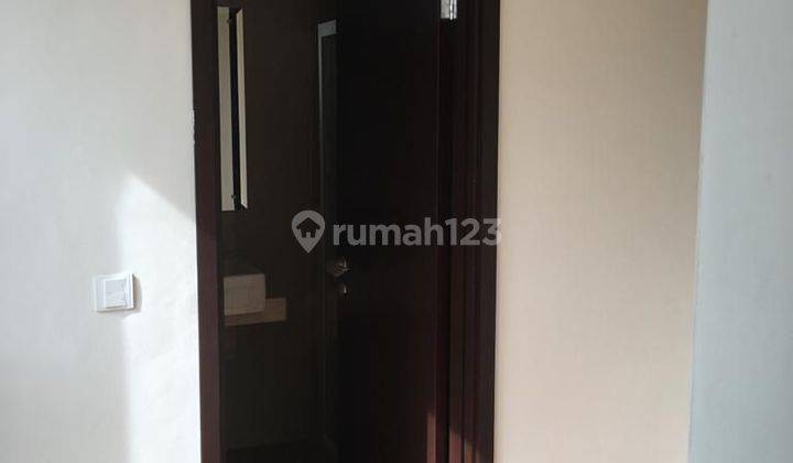 Dijual Rumah di BSD Eminent Tangerang 2 Lantai 2