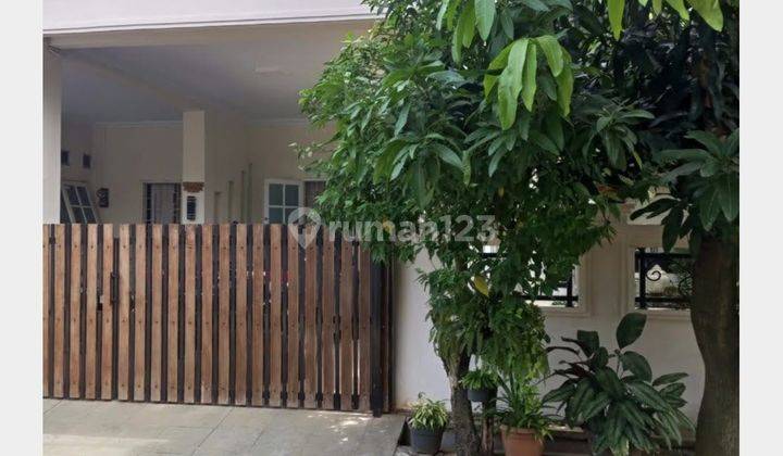 tampak depan dijual rumah siap huni full