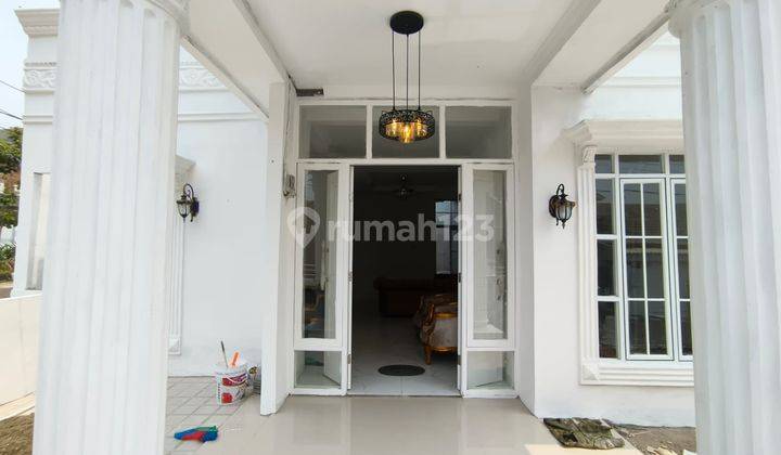 Dijual rumah Cantik full furnished Siap Huni area Pamulang, Tangerang Selatan. ( Posisi Hook ) 2