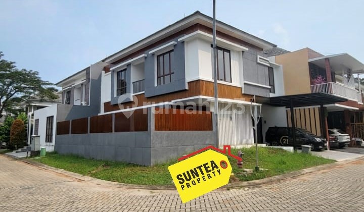 Luxury House Hook Position in Bintaro (IA) Luxury House Hook Position in Bintaro (IA)