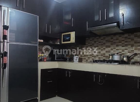 Quick Sale Nice House in Kasuari Bintaro (near) 2