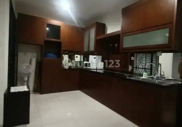 Disewakan Rumah 2 Lt Siap Huni di Discovery Sektor 9 Bintaro Jaya Tangsel  9