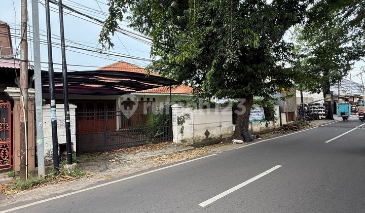 Dijual Rumah Tanah Luas Pinggir Jalan Petukangan Utara Jaksel Dijual Rumah Tanah Luas Pinggir Jalan Petukangan Utara Jaksel