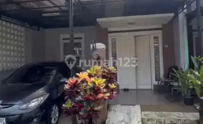 For Sale 2-Story House in Jln Merpati Ciputat Bintaro Cluster Area