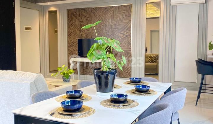 Rumah Baru Desain American Classic Dalam Townhouse Pesanggrahan 2