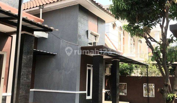 Rumah 1 Lt. Dengan Halaman Luas Di Petukangan Selatan 1